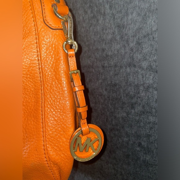 Michael Kors Orange Leather Purse - Picture 4 of 11